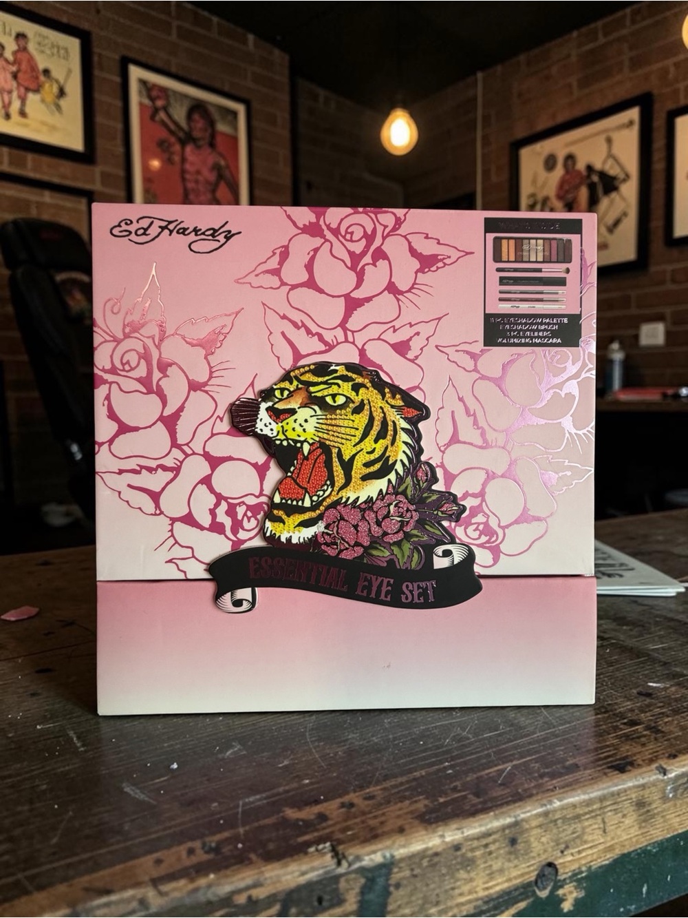 Ed Hardy Essential Eye Set - 6 Piece Makeup Palette & Mascara Kit (NIB)